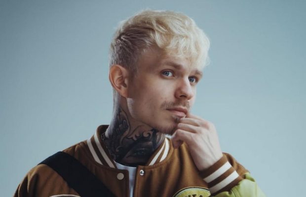 Учасник Нацвідбору на Євробачення залишив Україну: чим займається Демчук за кордоном