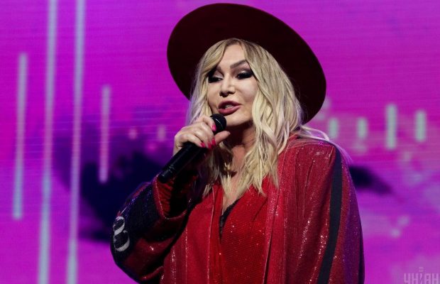 Билык прямо на концерте призналась в любви артисту на 28 лет моложе (видео)