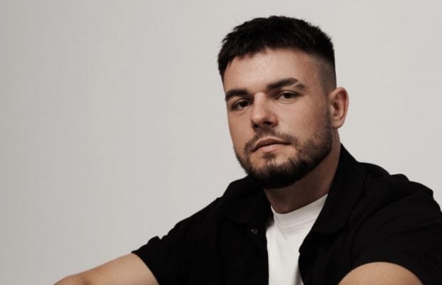 Відомий український співак зробив гучну заяву про свою участь у шоу "Холостяк"