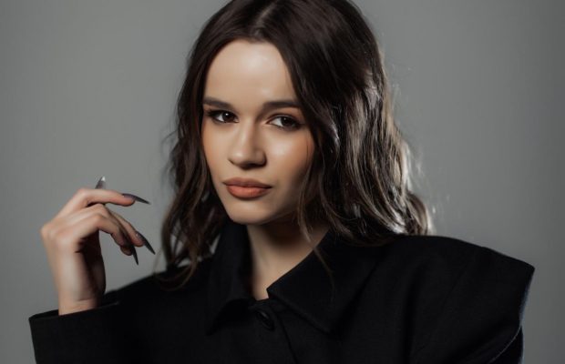 Відома співачка вперше повідомила, що її рідна людина зникла на війні: "Це найстрашніше"