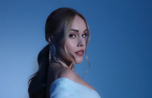 "Розірвалися м'язи живота": українська співачка пояснила, чому їй не можна вагітніти