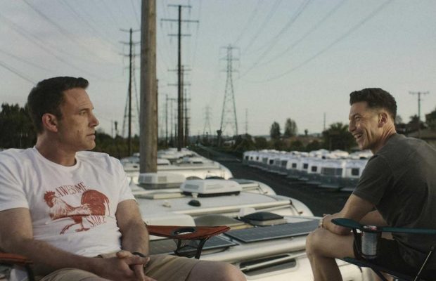 "Аудитор 2": обзор экшн-триллера, выехавшего на братской химии Бена Аффлека и Джона Бернтала