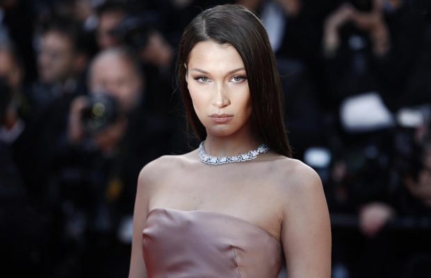 28-річна Белла Хадід опинилася в лікарні через загострення серйозної хвороби