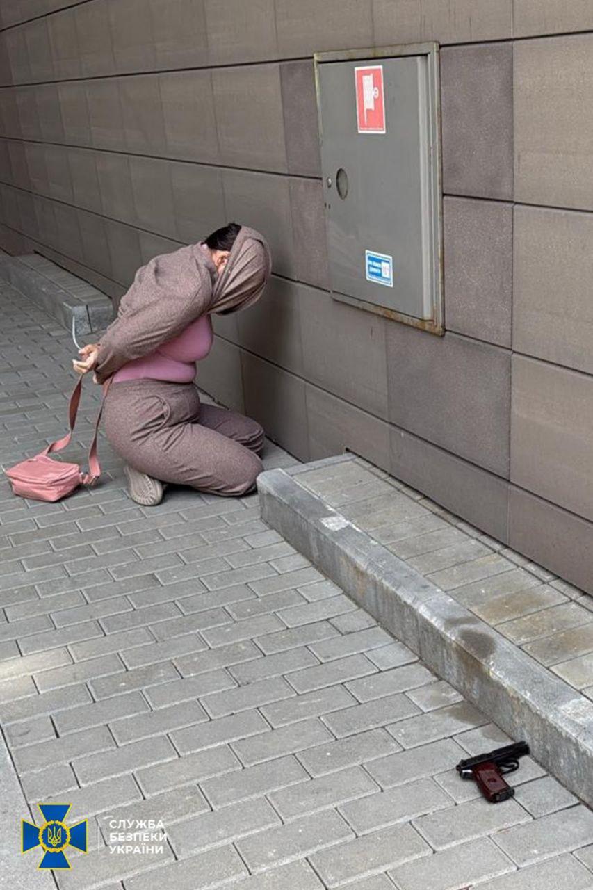 Нападниця на Стерненка / фото СБУ Нападниця на Стерненка / фото СБУ