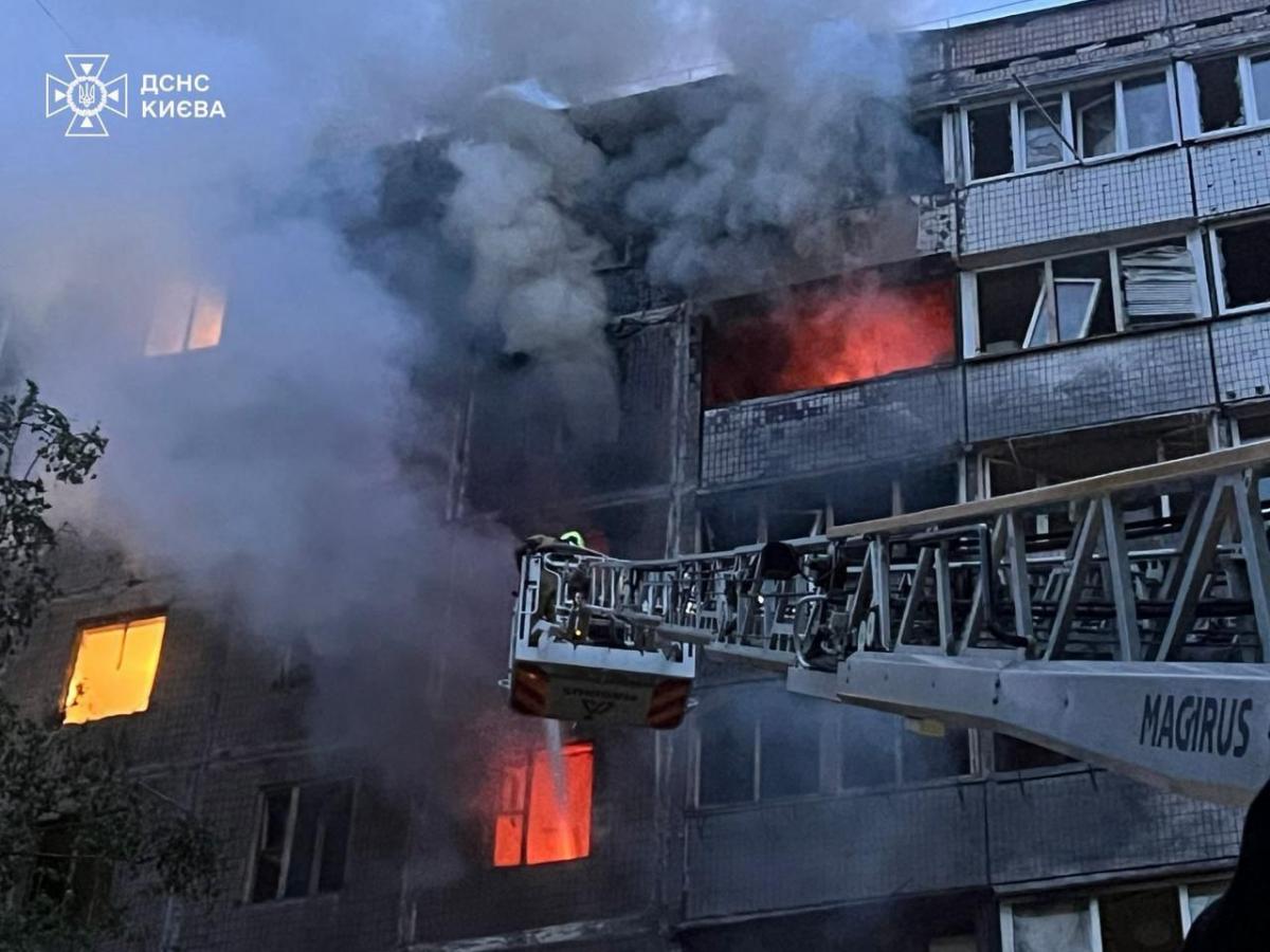 Россия будет продолжать войну, но рассматривает возможность воздушного перемирия / фото ГСЧС