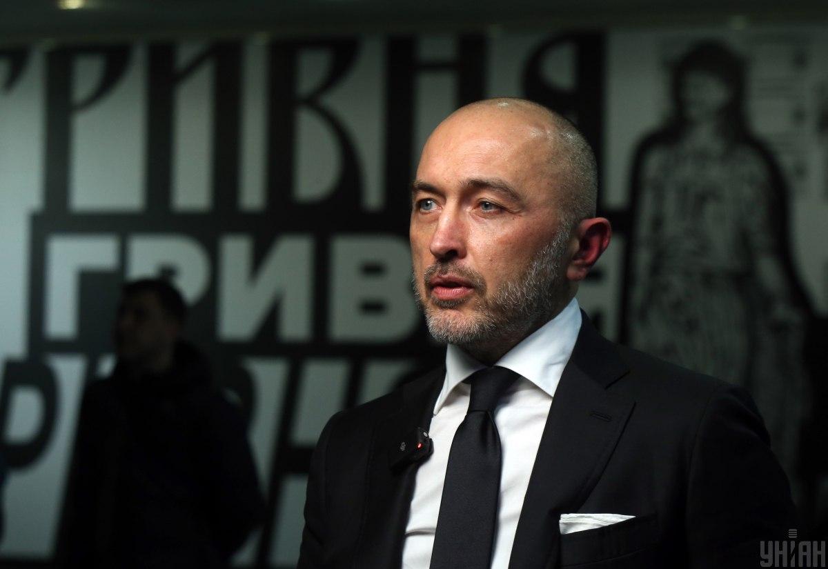 Глава Нацбанка отметил, что Украина может принять такое решение из-за экономических и политических причин / фото УНИАН Глава Нацбанка отметил, что Украина может принять такое решение из-за экономических и политических причин / фото УНИАН
