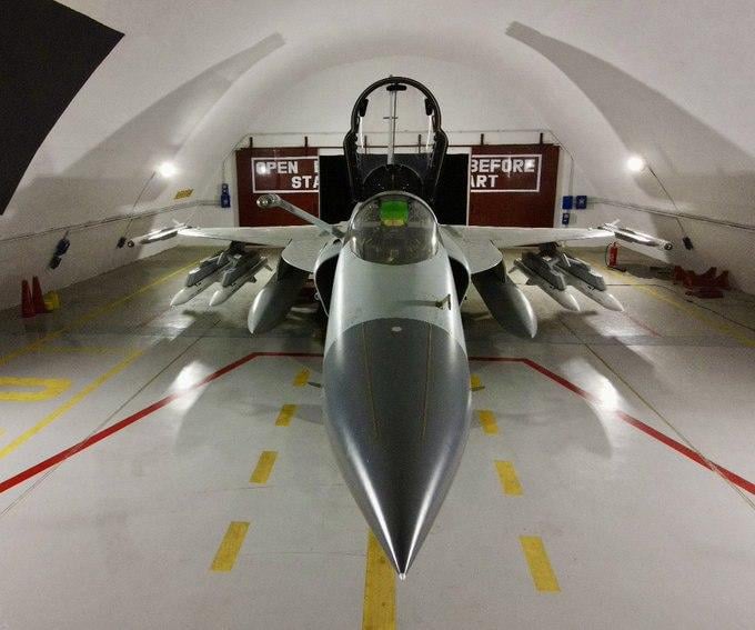 Вперше в світі: стало відомо, чим саме Пакистан міг збити індійські літаки Вперше в світі: стало відомо, чим саме Пакистан міг збити індійські літаки