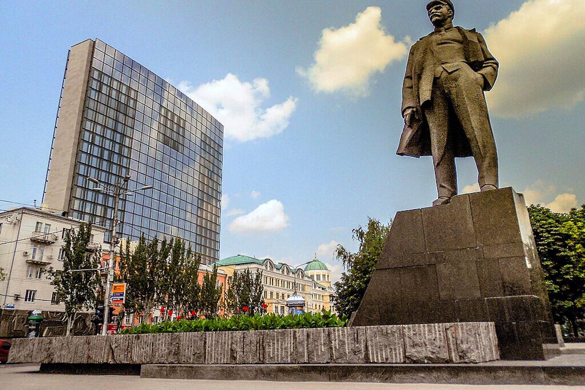 За 11 лет под россиянами Донецк не развивался, а только деградировал / фото wikipedia.org За 11 лет под россиянами Донецк не развивался, а только деградировал / фото wikipedia.org