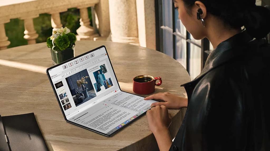 Huawei представила перший ноутбук зі складним дисплеєм / фото Huawei Huawei представила перший ноутбук зі складним дисплеєм / фото Huawei
