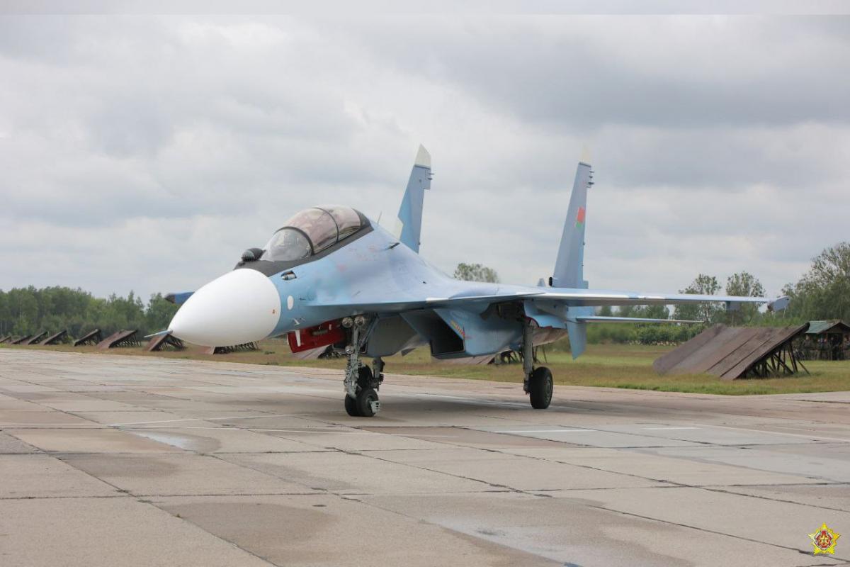 ВВС Беларуси получили партию истребителей Су-30СМ2 / Минобороны Беларуси ВВС Беларуси получили партию истребителей Су-30СМ2 / Минобороны Беларуси