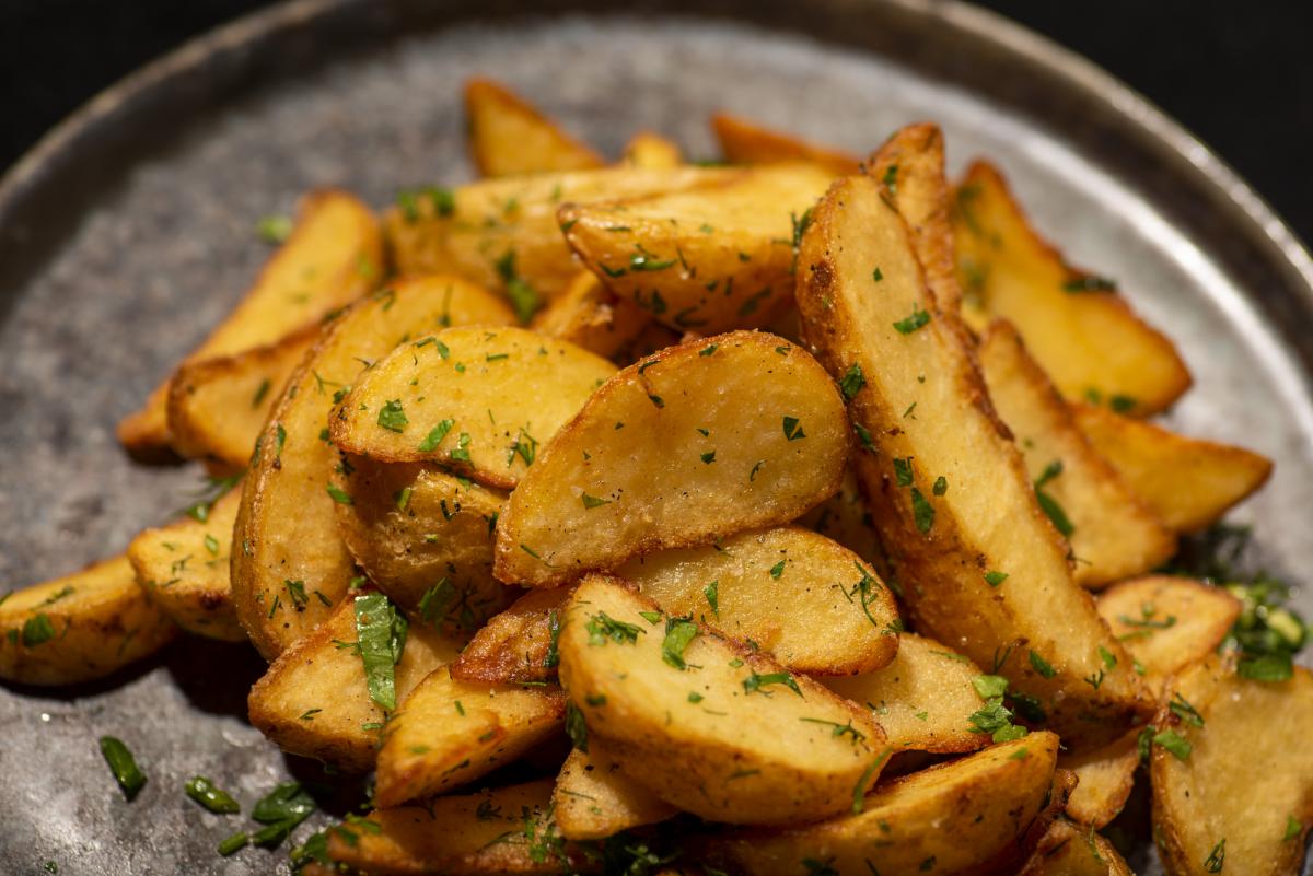 Як приготувати ідеальну запечену картоплю: головний секрет у температурі