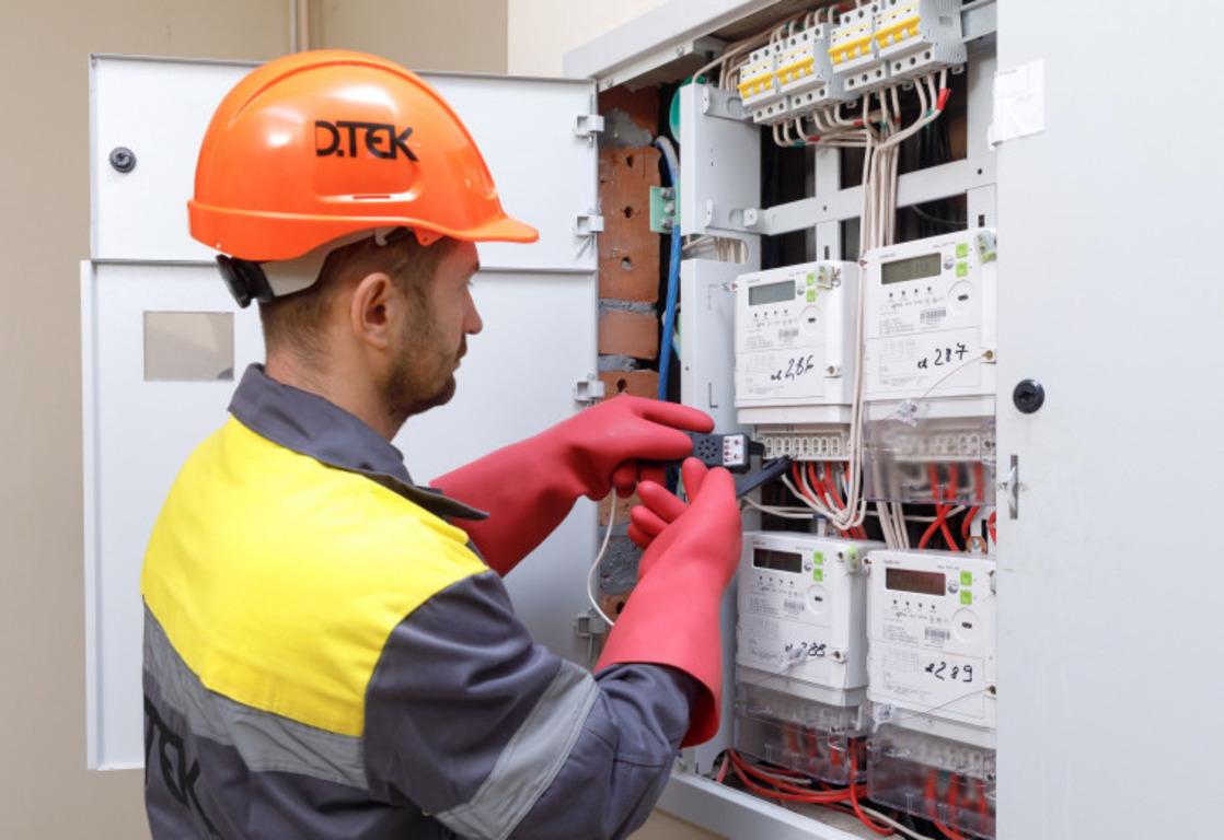 З початку року ДТЕК встановив 67 тисяч розумних лічильників З початку року ДТЕК встановив 67 тисяч розумних лічильників