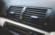 Чому не слід вмикати кондиціонер одразу, як ви сіли в авто: експерти пояснили помилку