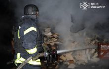 Мужчину ударило током посреди улицы: что известно о налете "шахедов" на Одесскую область (видео)