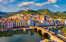 Живописный городок на Сардинии признали лучшей "скрытой жемчужиной" Европы в 2025 году