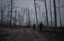 "Ховаємося за пеньки, бо більше нема за що": у ЗСУ розповіли про бої в Серебрянському лісі