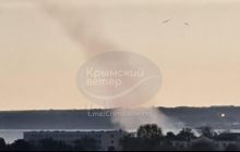 У Криму прогриміли гучні вибухи: під атакою аеродроми, палає склад боєприпасів (відео)