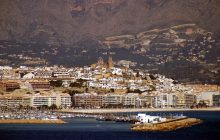 Альтернатива Санторини: эксперты назвали бюджетное место в Испании для отдыха