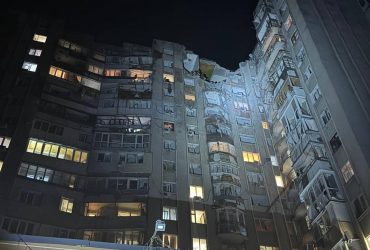 Украина под ударом дронов: в Одессе повреждены дома, есть жертвы (фото)