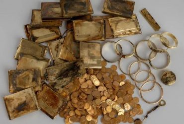 Золотий скарб із майже 600 монет може бути пов'язаний із Другою світовою війною