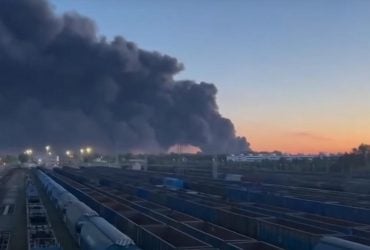 Двух украинцев обвинили в причастности к поджогу торгового центра в Польше