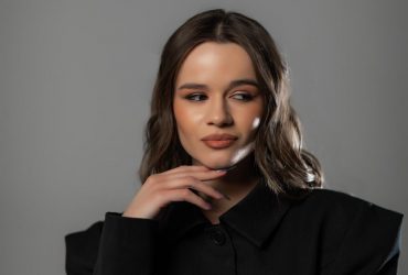 Система не для всіх однакова. Втеча онука Ротару з запахом корупції, - відома співачка