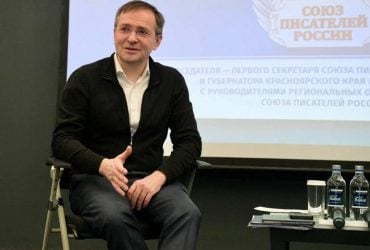 Мединский в Стамбуле сбежал от прессы из-за вопроса об ударах по авиабазам (видео)