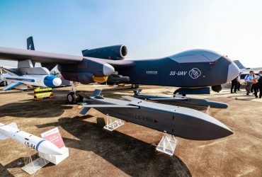 Китай вперше запустить дрононосець Цзю Тянь: що відомо про гігантську пташку