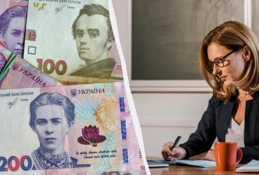 В МОН рассказали, будут ли повышать зарплату учителям