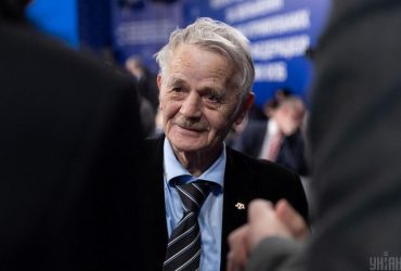 У нього в голові лише укладання угод: Джемілєв про плани Трампа визнати Крим російським