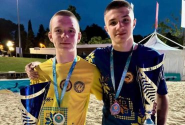 13-річний хлопчик, що рятував людей під час удару по Сумах, здобув срібло на чемпіонаті Європи з пляжної боротьби