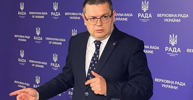 Украинская делегация справилась: в Раде прокомментировали переговоры в Абу-Даби Kép