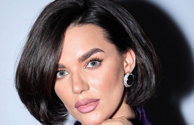 "Один из лучших способов создать стройный силуэт - это акцент на талии", - стилист Галина Денисюк