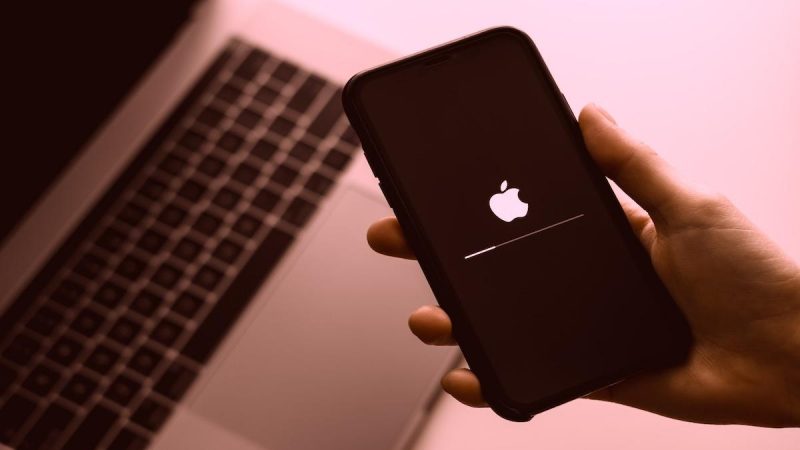 Владельцы iPhone получили уведомления об атаках шпионского ПО / фото Security Week