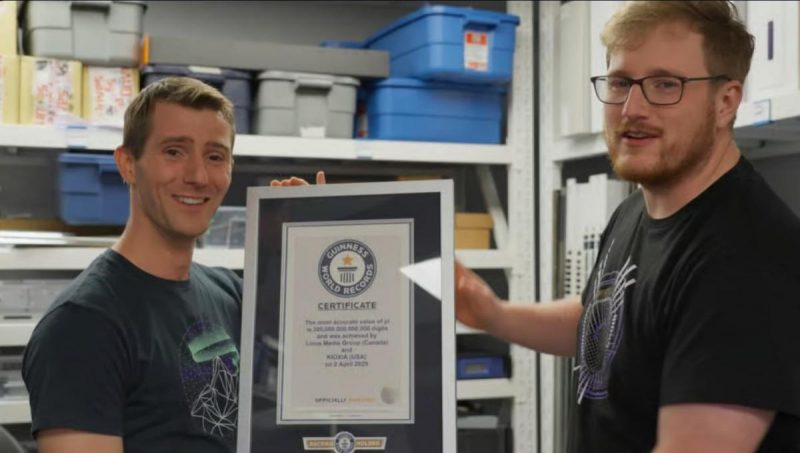 Linus Tech Tips побил мировой рекорд по вычислению количества знаков после запятой в числе "пи" / Фото - Linus Tech Tips