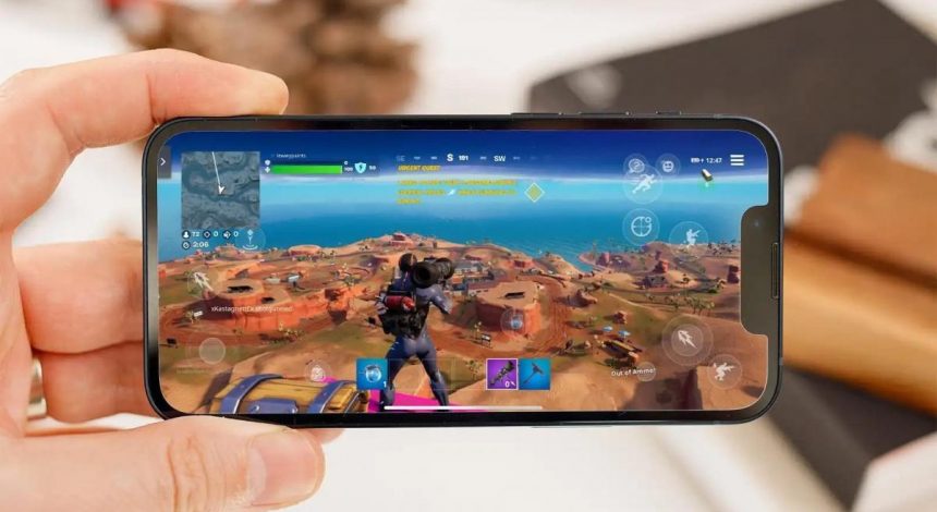 Fortnite снова появился на iPhone спустя 1741 день после бана