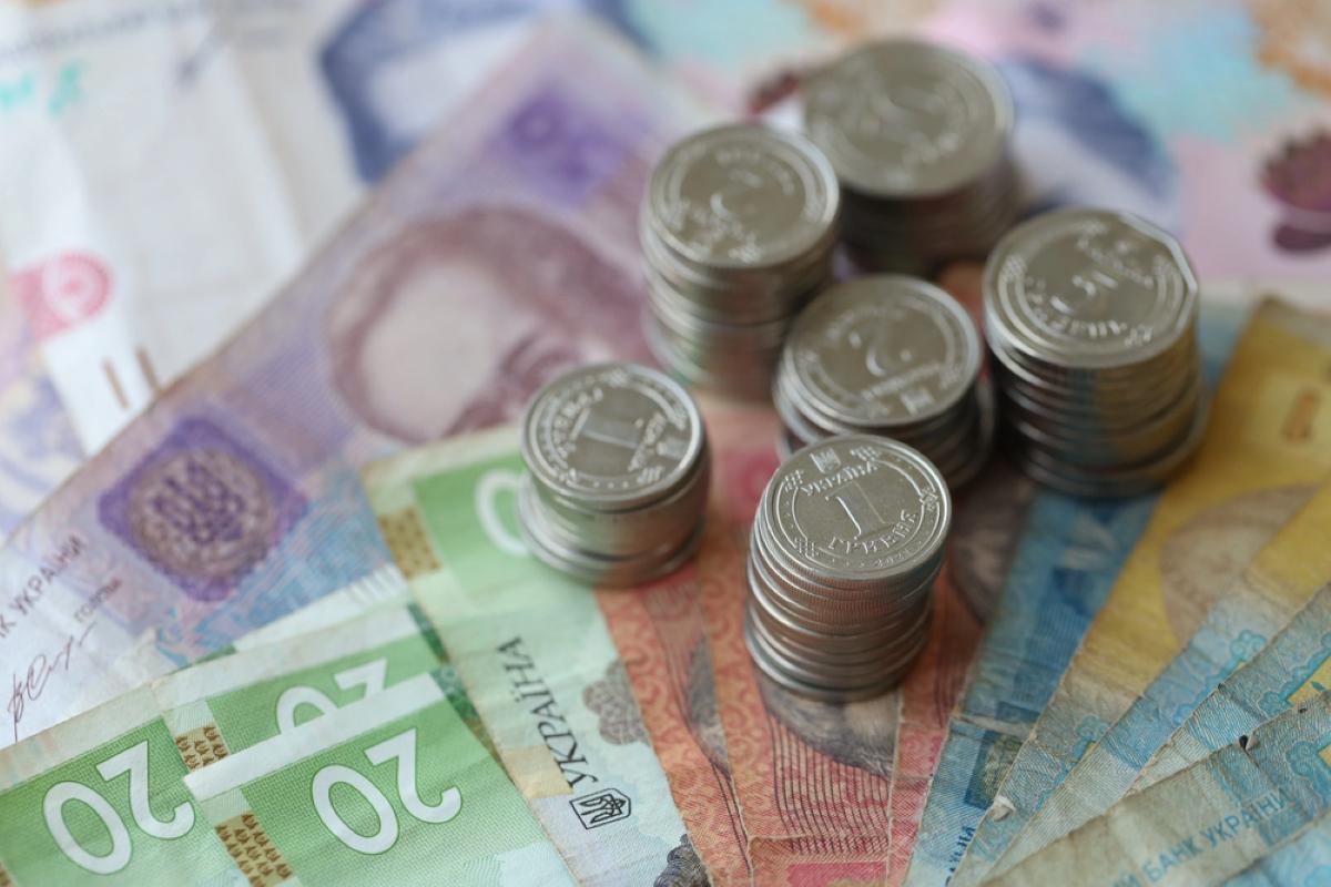 На два роки НБУ закладає трошки більшу, ніж уряд, потребу у зовнішньому фінансуванні / фото ua.depositphotos.com На два роки НБУ закладає трошки більшу, ніж уряд, потребу у зовнішньому фінансуванні / фото ua.depositphotos.com