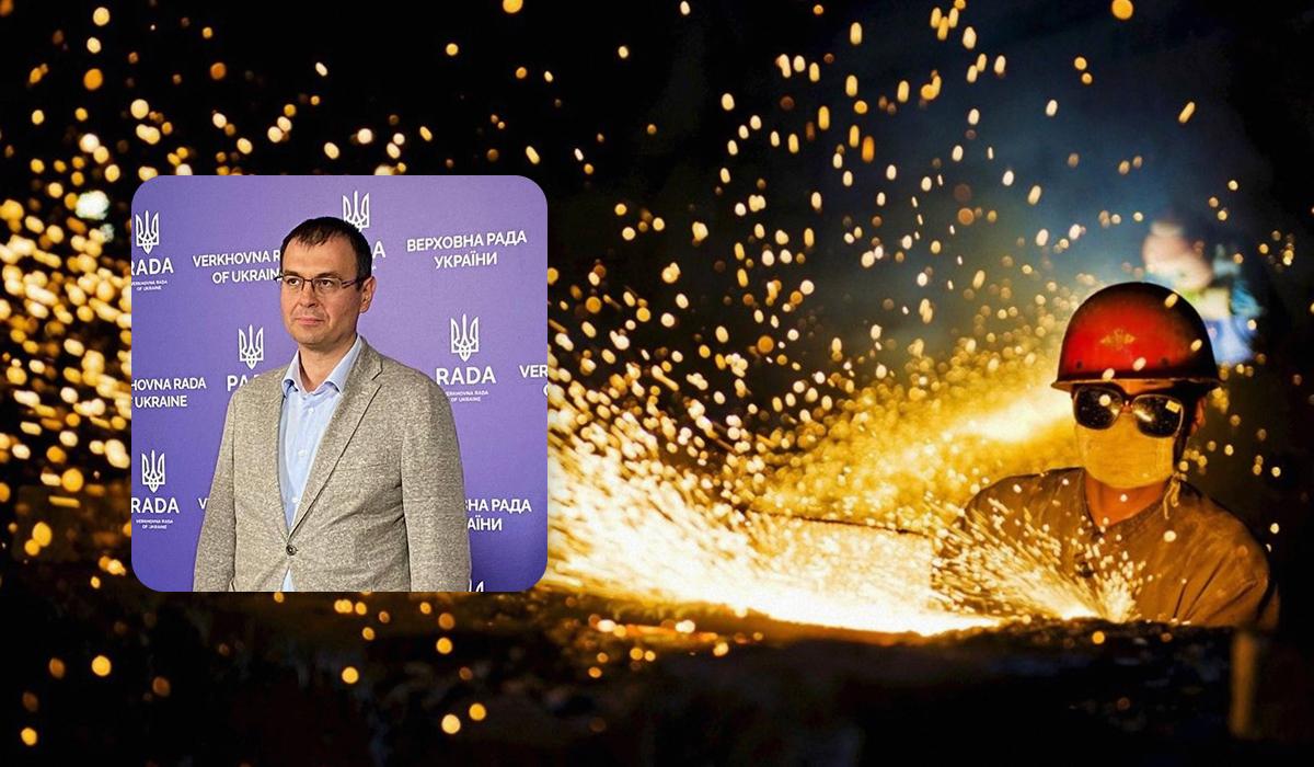Політик вказав, що у видобувній промисловості падіння виробництва сягнуло 15%/ колаж УНІАН, фото Reuters, УНІАН Політик вказав, що у видобувній промисловості падіння виробництва сягнуло 15%/ колаж УНІАН, фото Reuters, УНІАН