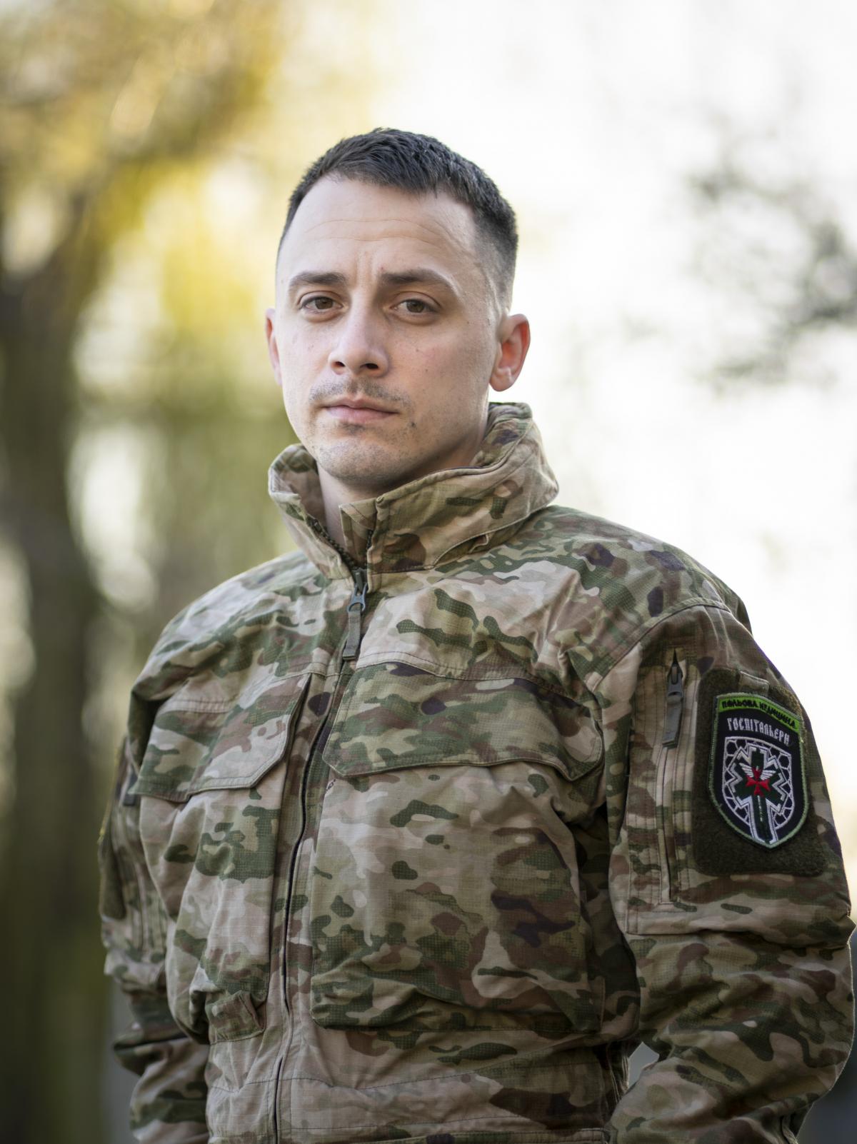 Даніел каже, що для мене честь бути в Україні під час війни і допомагати українцям / фото надане Даніелем