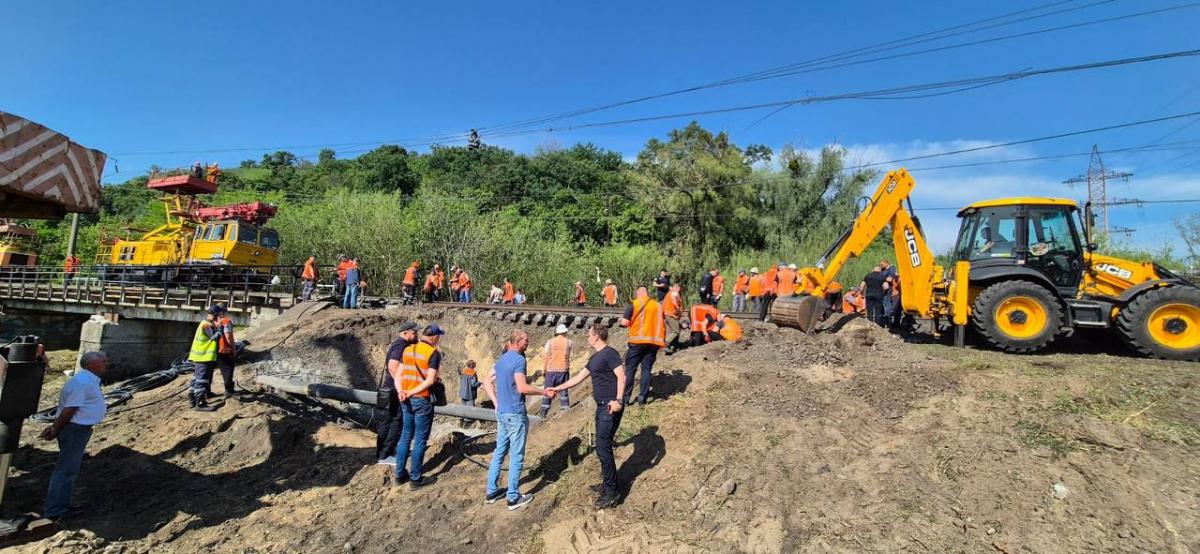 Наразі тривают ремонтні роботи / фото Укрзалізниця