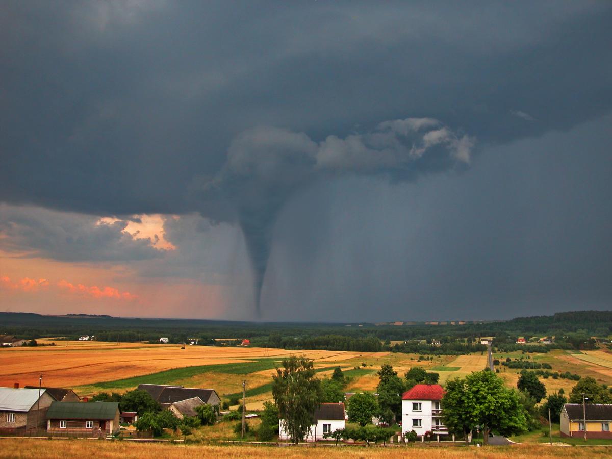 Нещодавно над Україною кілька разів пронісся смерч / фото ua.depositphotos.com Нещодавно над Україною кілька разів пронісся смерч / фото ua.depositphotos.com