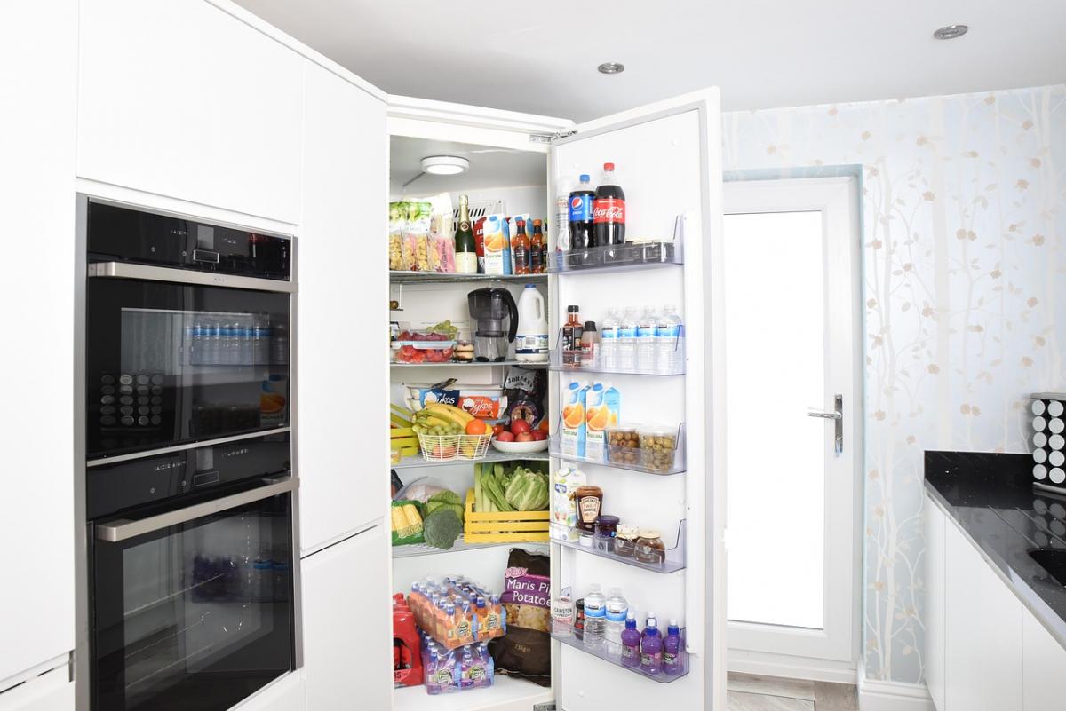 У Німеччині створили холодильник, який охолоджує продукти за допомогою магнітів У Німеччині створили холодильник, який охолоджує продукти за допомогою магнітів