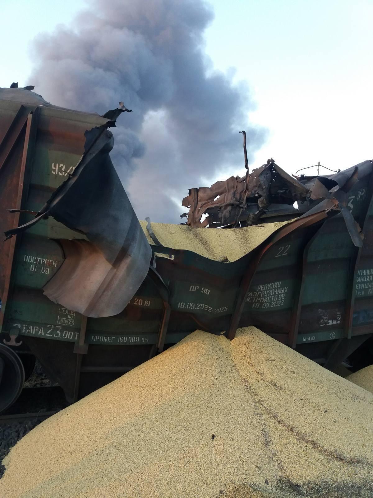 'Укрпошта' в Києві втратила два відділення через обстріл: куди тепер звертатися 'Укрпошта' в Києві втратила два відділення через обстріл: куди тепер звертатися