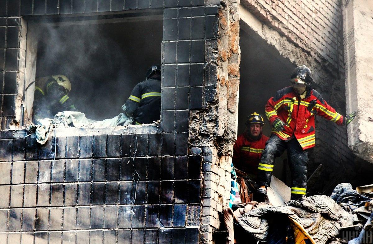 Российские оккупанты ночью нанесли удар по Киевской области: есть погибший