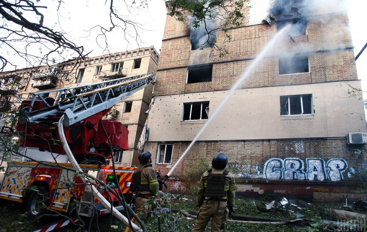 Через російську атаку у Києві багато руйнувань, загиблих та постраждалих / фото УНІАН Через російську атаку у Києві багато руйнувань, загиблих та постраждалих / фото УНІАН