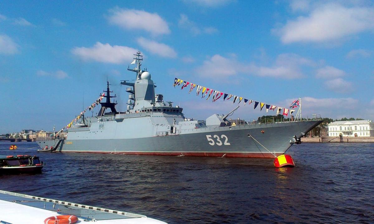Боевой корабль российского флота сопровождал танкеры "теневого флота" через Ла-Манш / фото Wiki Боевой корабль российского флота сопровождал танкеры "теневого флота" через Ла-Манш / фото Wiki