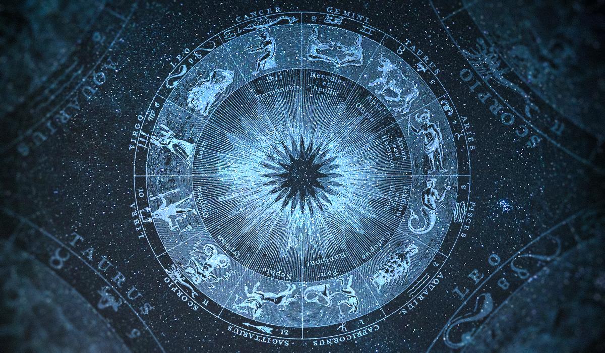 Гороскоп 2025 обещает множество значимых астрологических событий / коллаж УНИАН Гороскоп 2025 обещает множество значимых астрологических событий / коллаж УНИАН