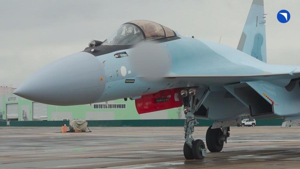 Окупанти отримали нові винищувачі Су-35С / фото Ростех Окупанти отримали нові винищувачі Су-35С / фото Ростех