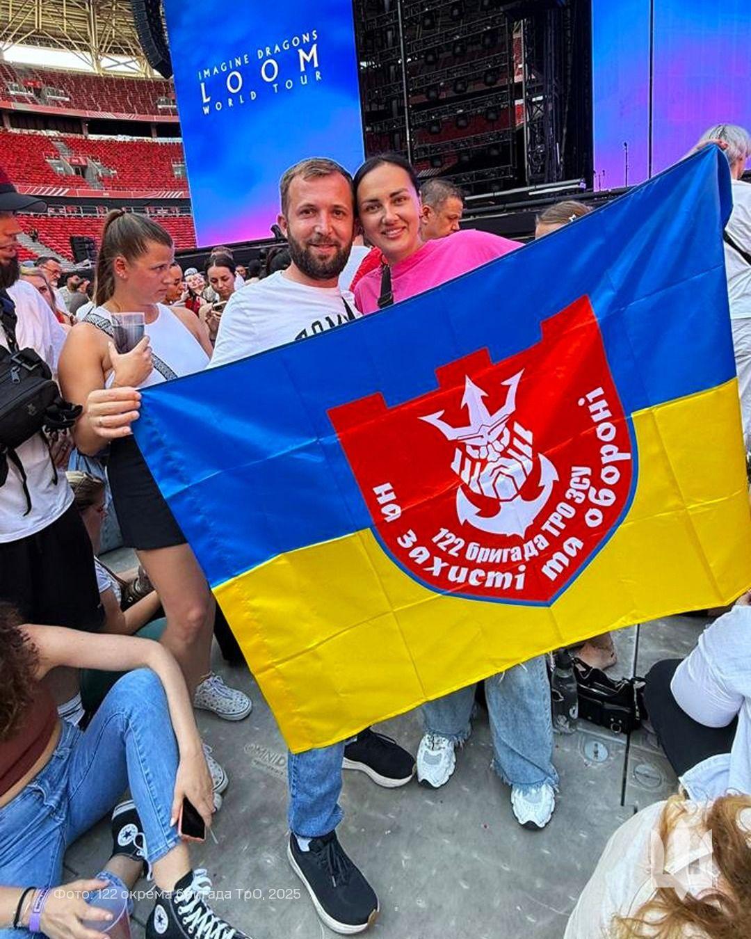 Imagine Dragons вкотре підтримали Україну / фото facebook.com/brigada.tro.od.ua Imagine Dragons вкотре підтримали Україну / фото facebook.com/brigada.tro.od.ua