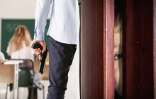 У другому за населенням місті Австрії в школі сталася стрілянина: є загиблі, серед них діти